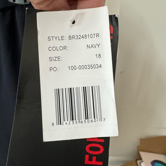 Women’s pants by Briggs New York size 18 - Picture 6 of 7